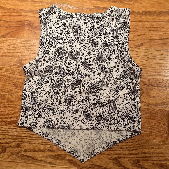 Chic 2 chic bandana print shirt like new size girls 10 - Picture 5 of 6